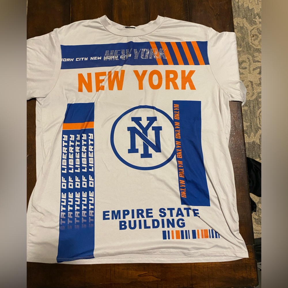 Fashion Nova “New York Livin” Tunic Top